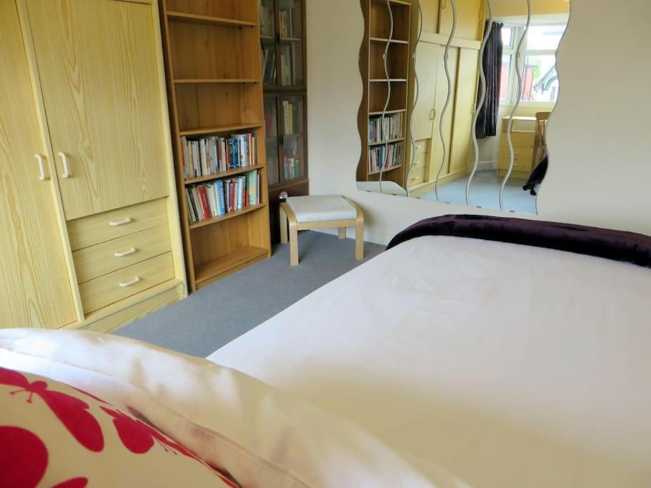 برمنغهام Comfortable Rooms المظهر الخارجي الصورة